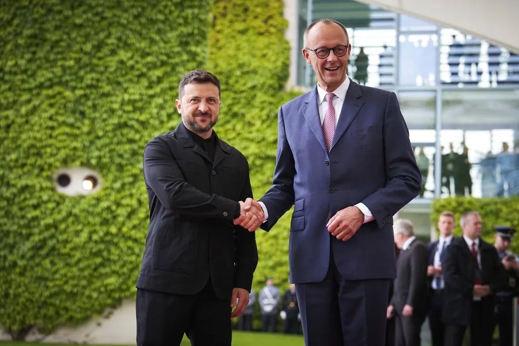 Владимир Зеленский и канцлер ФРГ Фридрих Мерц. Обложка © kmu.gov.ua