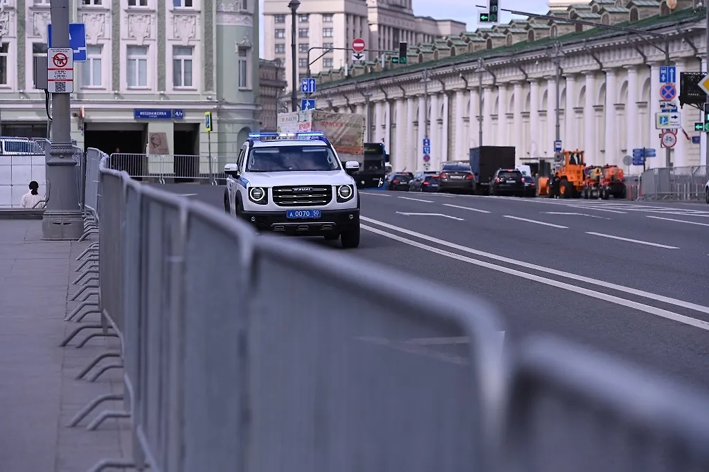 Автомобиль полиции. Обложка © Life.ru