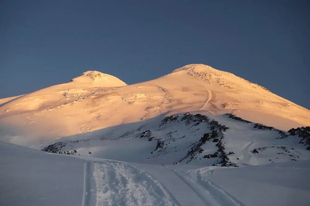 Эльбрус. Обложка © РИА Новости / Денис Абрамов