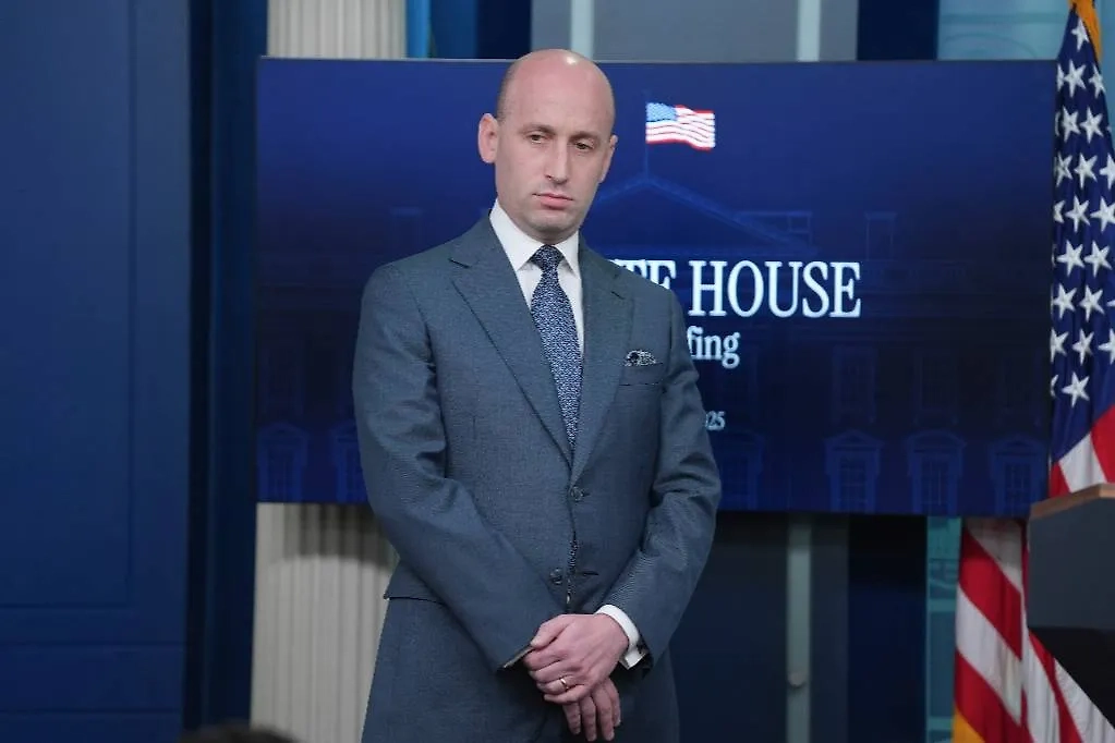 Стивен Миллер. Обложка ©ТАСС / AP / Evan Vucci