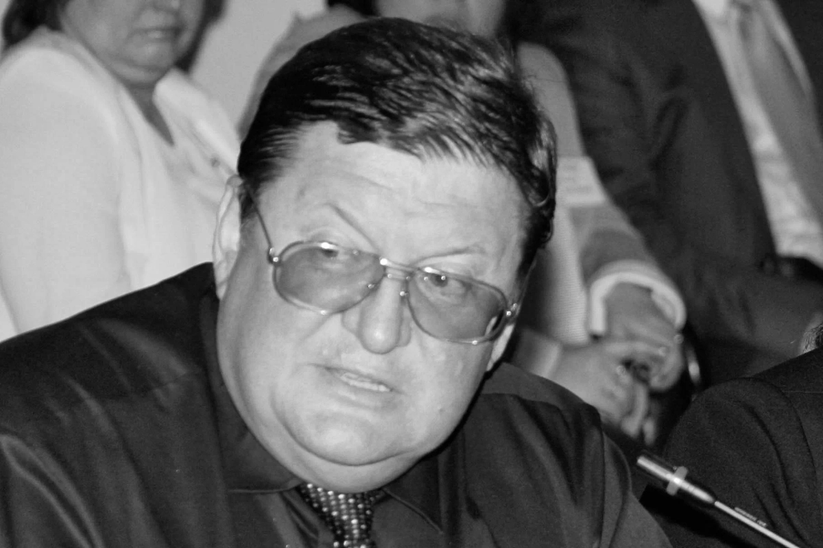 Святослав Медведев. Обложка © ТАСС / Сергей Жуков