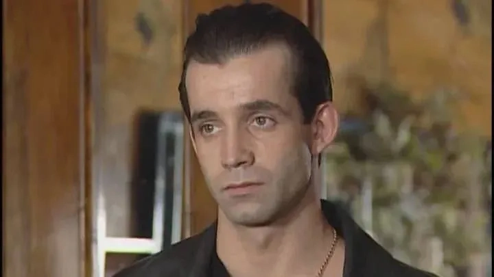 «Бандитский Петербург». Обложка © Кадр из сериала «Бандитский Петербург 2: Адвокат», режиссёр Владимир Бортко, сценаристы Владимир Бортко, Вадим Михайлов, Альбина Шульгина и др. / Kinopoisk