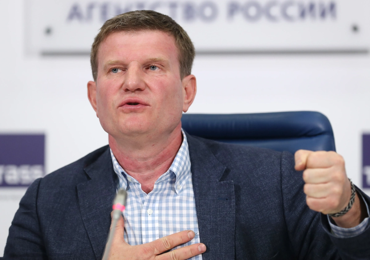 Олег Савченко. Обложка © TACC / Сергей Савостьянов