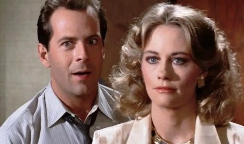 Брюс Уиллис прославился ролью в сериале о детективном агентстве. Фото © Кадр из сериала «Детективное агентство «Лунный свет», режиссёр Аллан Аркуш и др., сценарист Рон Кларк и др. / Kinopoisk