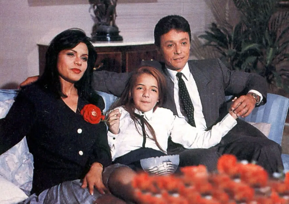 «Моя вторая мама» — одна из самых драматичных мексиканских новелл. Фото © Кадр из сериала «Моя вторая мама», режиссёр Мигель Корсега, сценарист Абель Сантакрус, Эрик Вонн / Kinopoisk