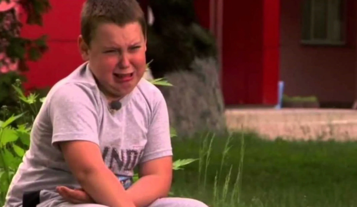 Исаак Величко.Обложка © Проект «Кохана, ми вбиваємо дітей»