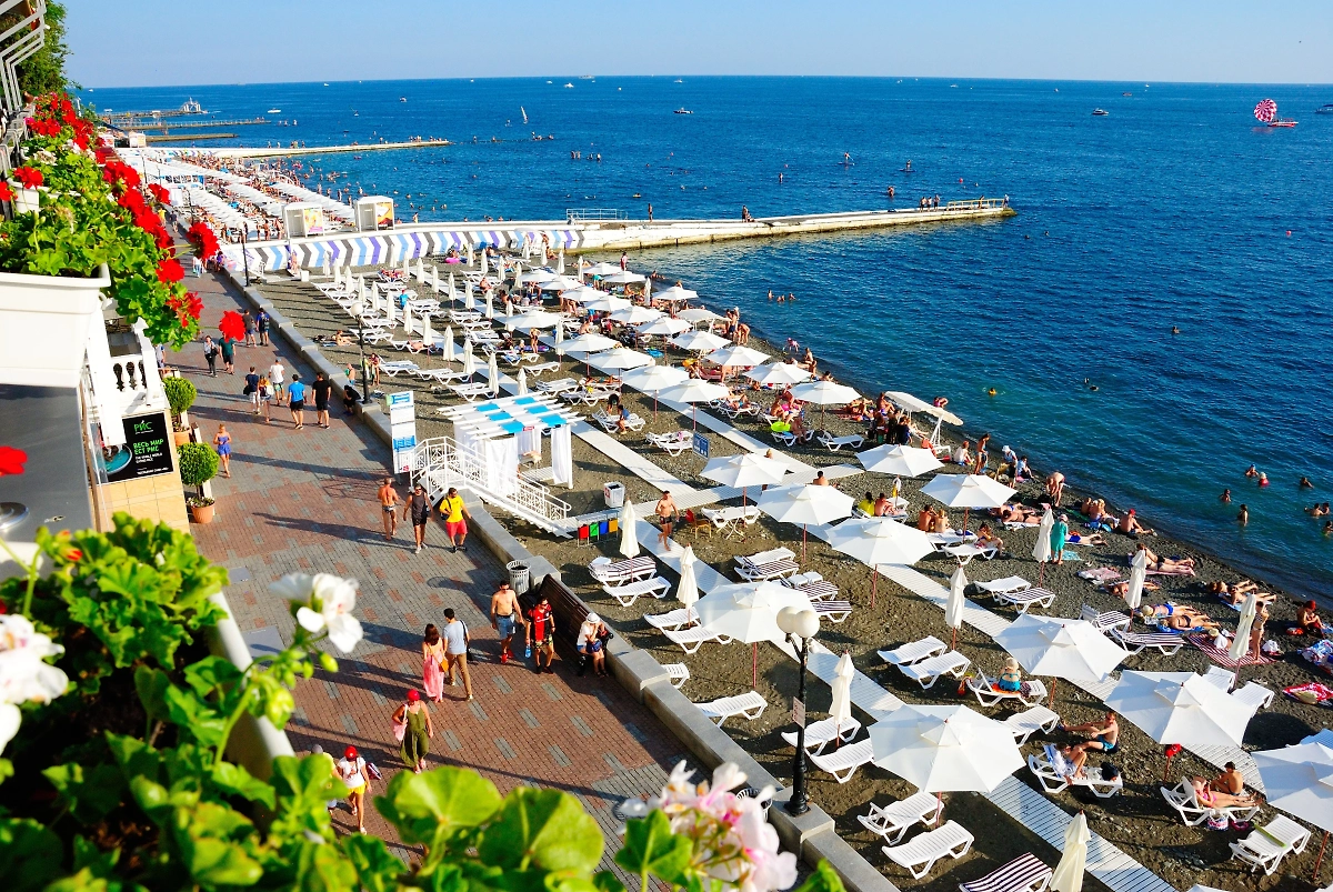 Обложка © Shutterstock / FOTODOM / Nina Alizada