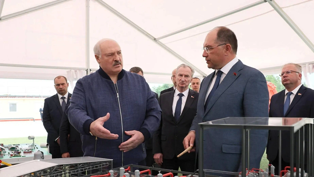 Александр Лукашенко. Обложка © Пресс-служба Президента Республики Беларусь 