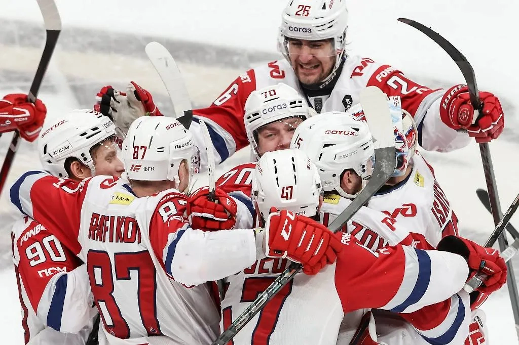 ХК Локомотив (Ярославль). Обложка © ТАСС / Кирилл Кухмарь