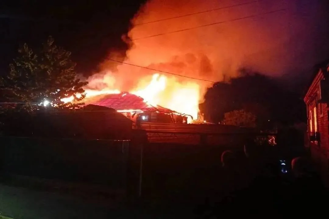 Возгорание в посёлке Целина. Фото © VK / ЧП Ростов