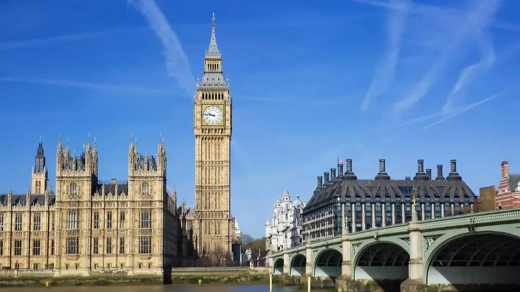 Обложка © freepik / vwalakte