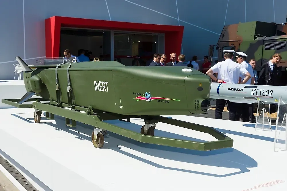 Обложка © Shutterstock / FOTODOM / Sergey Kohl