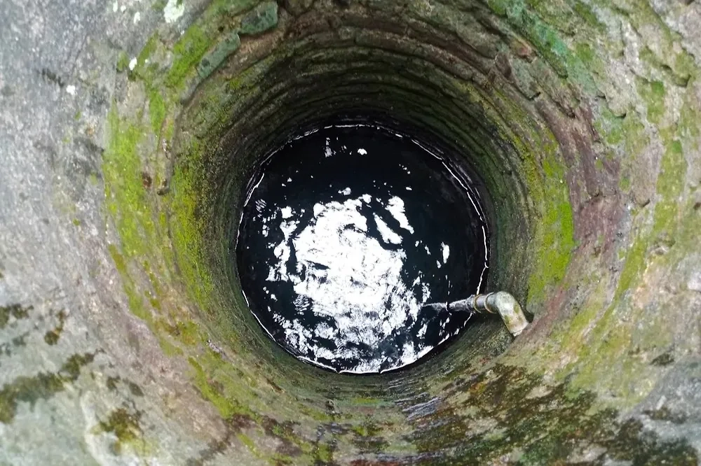 Жители Тулузы из уст в уста передавали историю о скелетах в колодце. Фото © Shutterstock / FOTODOM / Nehafb