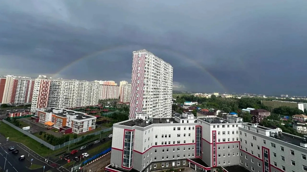 Радуга в Москве. Обложка © Life.ru