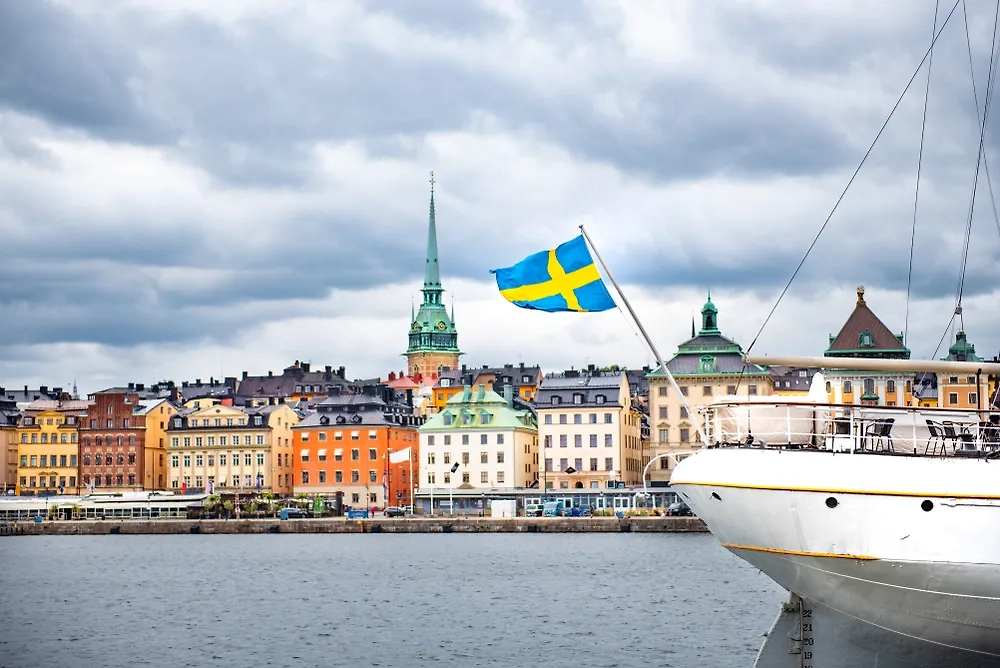 Обложка © Shutterstock / FOTODOM / Chubarova Iryna