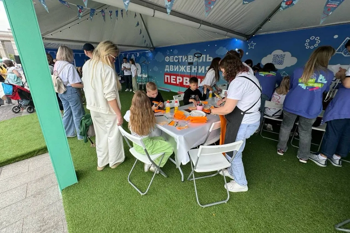 Фестиваль детства и юности на ВДНХ. Фото © Life.ru