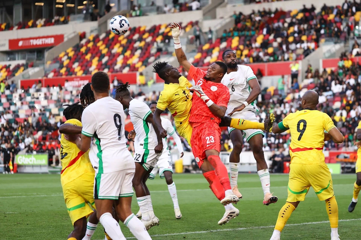 Фрагмент матча сборных Нигерии (в белом) и Ганы в рамках Unity Cup. Обложка © Getty Images / Jacques Feeney / Offside