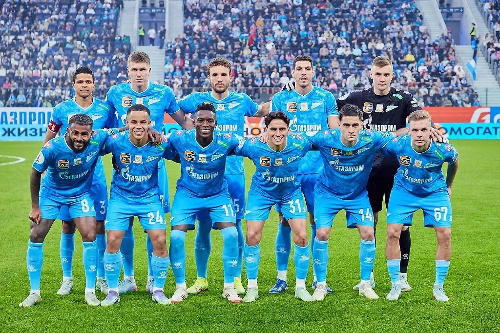 Игроки ФК «Зенит». Обложка © Telegram / Футбольный клуб «Зенит»