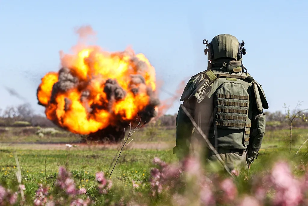 Армия России уничтожает позиции ВСУ в Херсонской области. Обложка © ТАСС / Александр Река