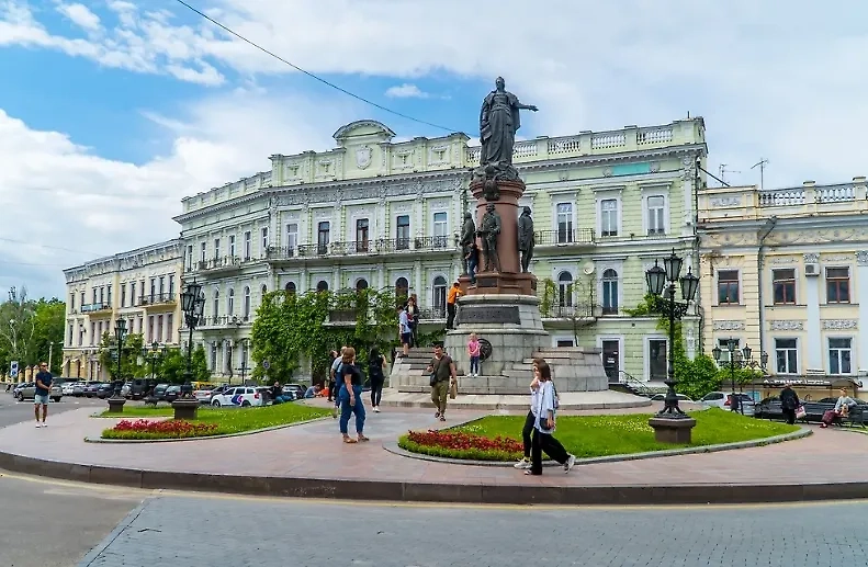 Одесса. Обложка © Shutterstock / FOTODOM / Roaming Pictures