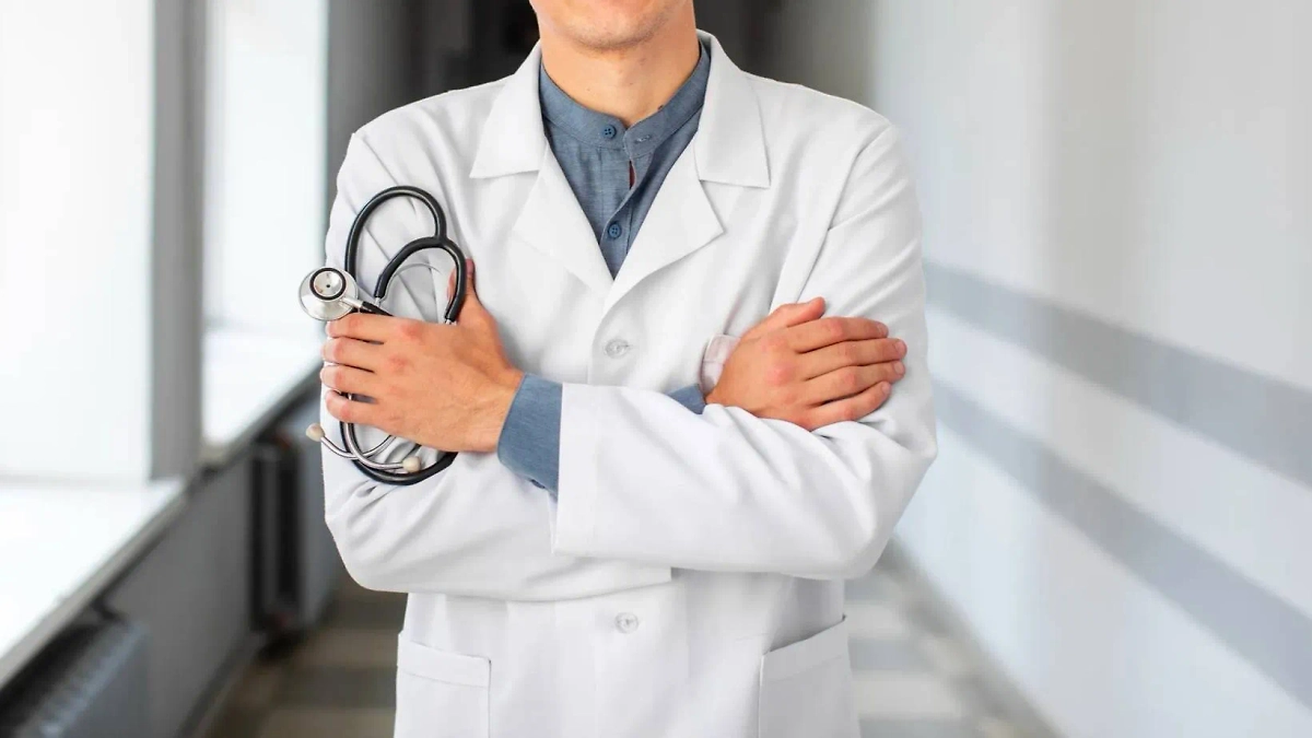 Врач. Обложка © freepik