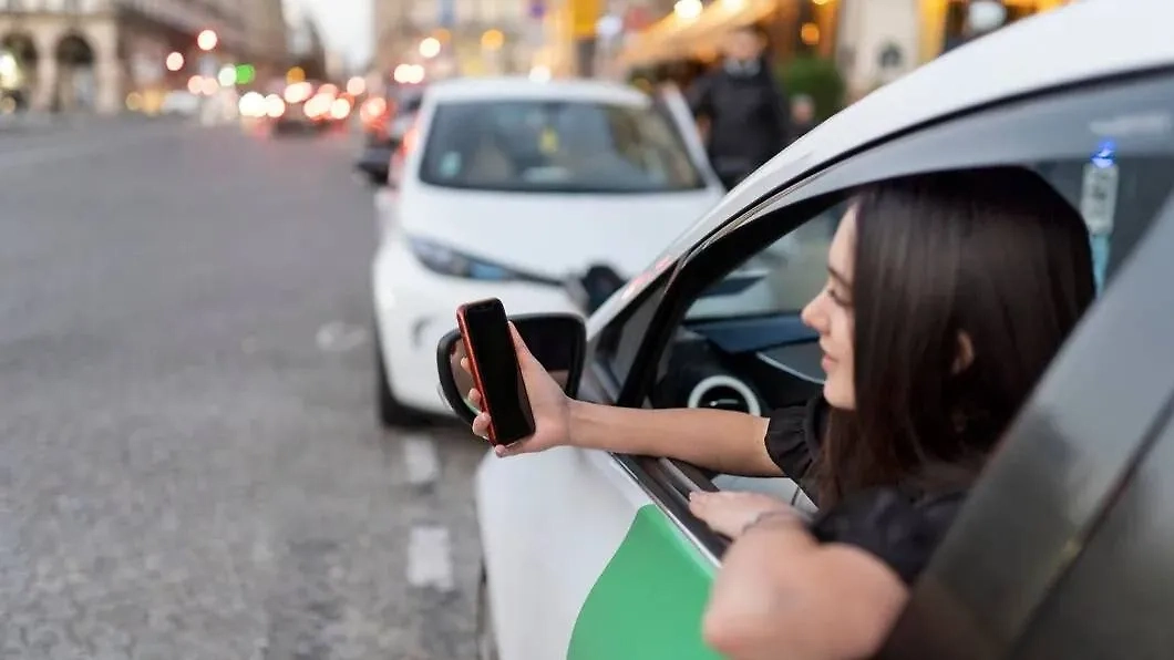 Каршеринг. Фото © freepik