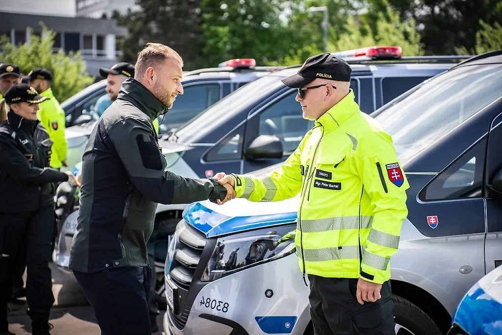Глава МВД Словакии Матуш Шутай-Эшток. Обложка © Facebook (Соцсеть запрещена в РФ; принадлежит корпорации Meta, которая признана в РФ экстремистской) / Matús Sutaj Estok