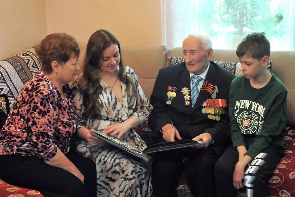 Поздравления с 9 Мая для ветеранов и бойцов СВО. Фото © РИА «Новости» / Алексей Сухоруков