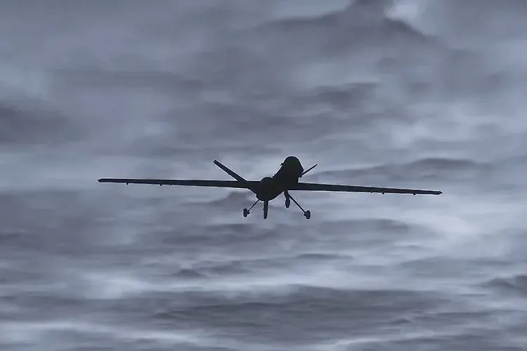 Обложка © Shutterstock / FOTODOM / isoprotonic