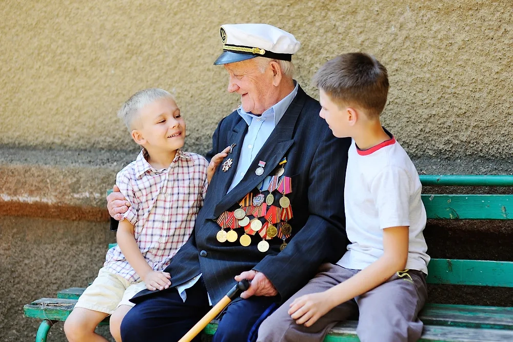 Обложка © Shutterstock / FOTODOM / Evgeniy Kalinovskiy