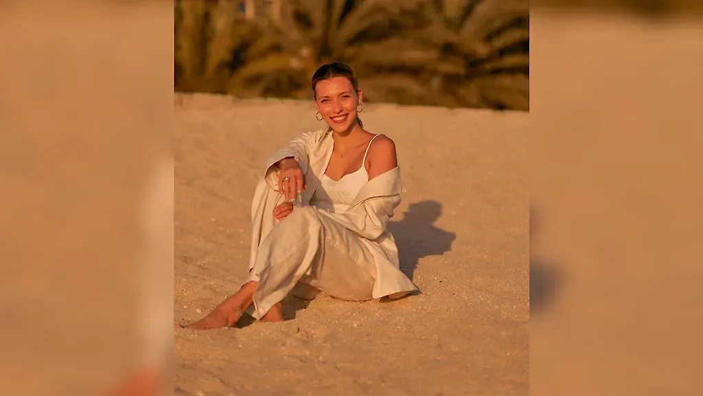 Регина Тодоренко. Обложка © Telegram / Регина Путешественница