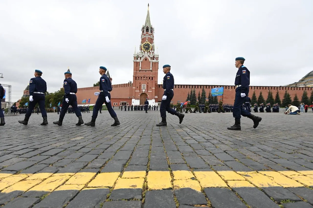 Красная площадь. Обложка © Life.ru