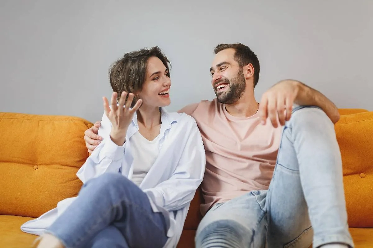 Как часто мужчины перебивали вас в разговоре? А как часто вы перебивали мужчин? Фото © Shutterstock / FOTODOM / ViDI Studio