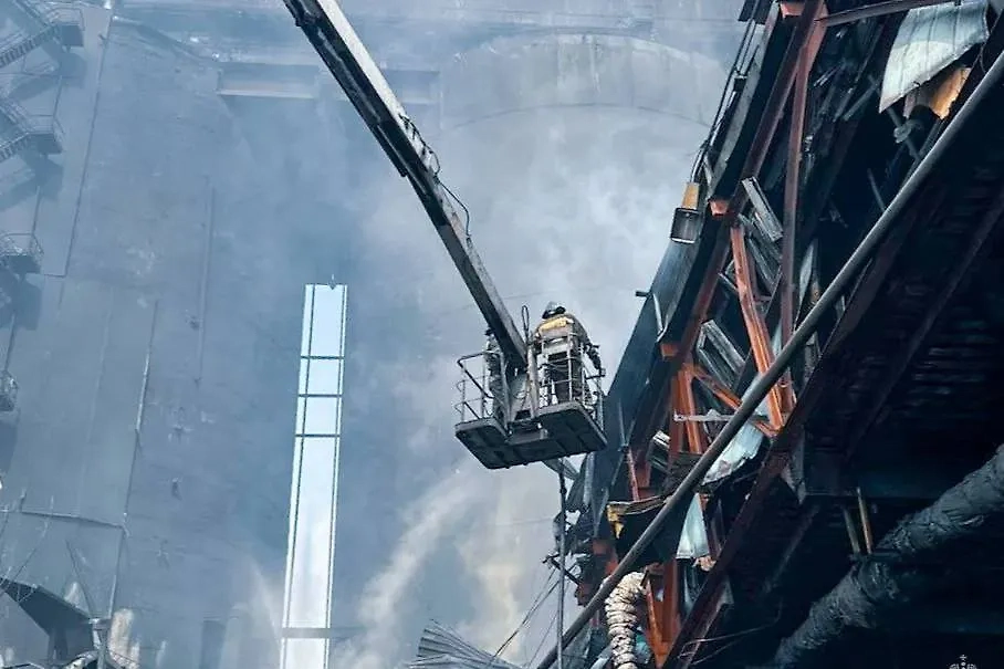 Пожар в Якутии. Обложка © Telegram / МЧС Республики Саха (Якутия)