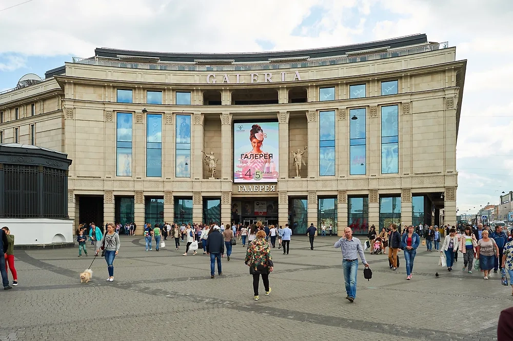 ТЦ «Галерея» в Петербурге. Обложка © Shutterstock / FOTODOM / Sorbis