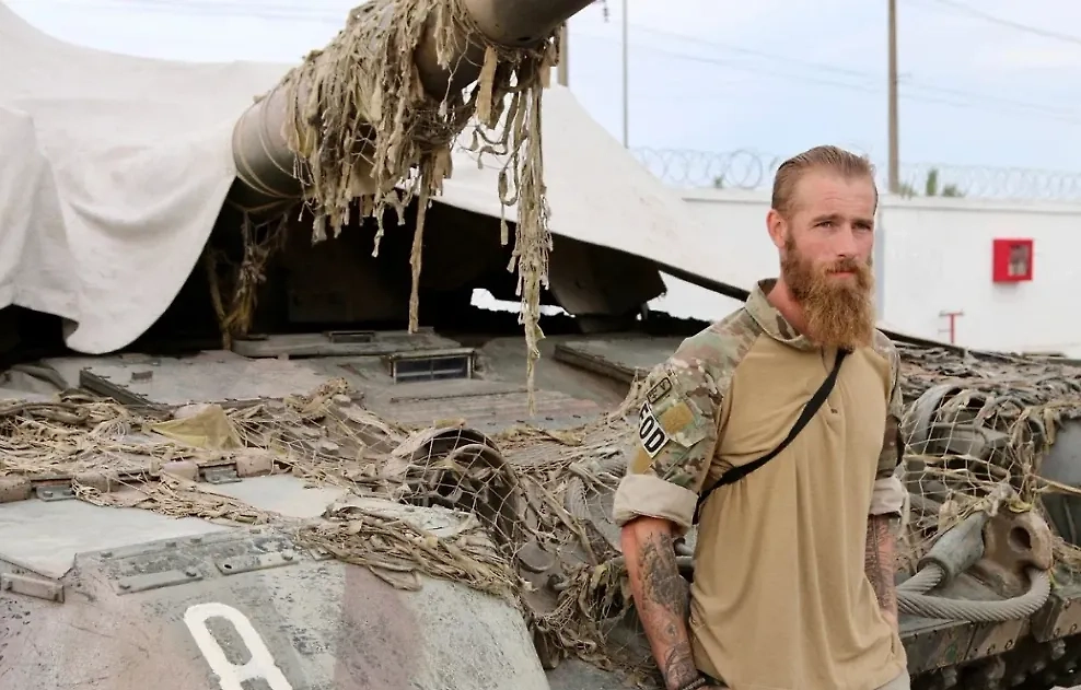 Кристофер Гаррет. Обложка © Instagram (Соцсеть запрещена в РФ; принадлежит корпорации Meta, которая признана в РФ экстремистской) / bring_me_the_swampy