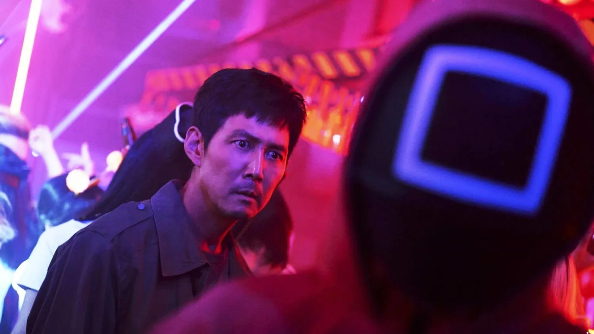 Поклонники «Игры в кальмара» ждут третьего сезона сериала. Обложка © Кадр из сериала «Игра в кальмара», режиссёр Хван Дон Хёк, сценарист Хван Дон Хёк / Kinopoisk