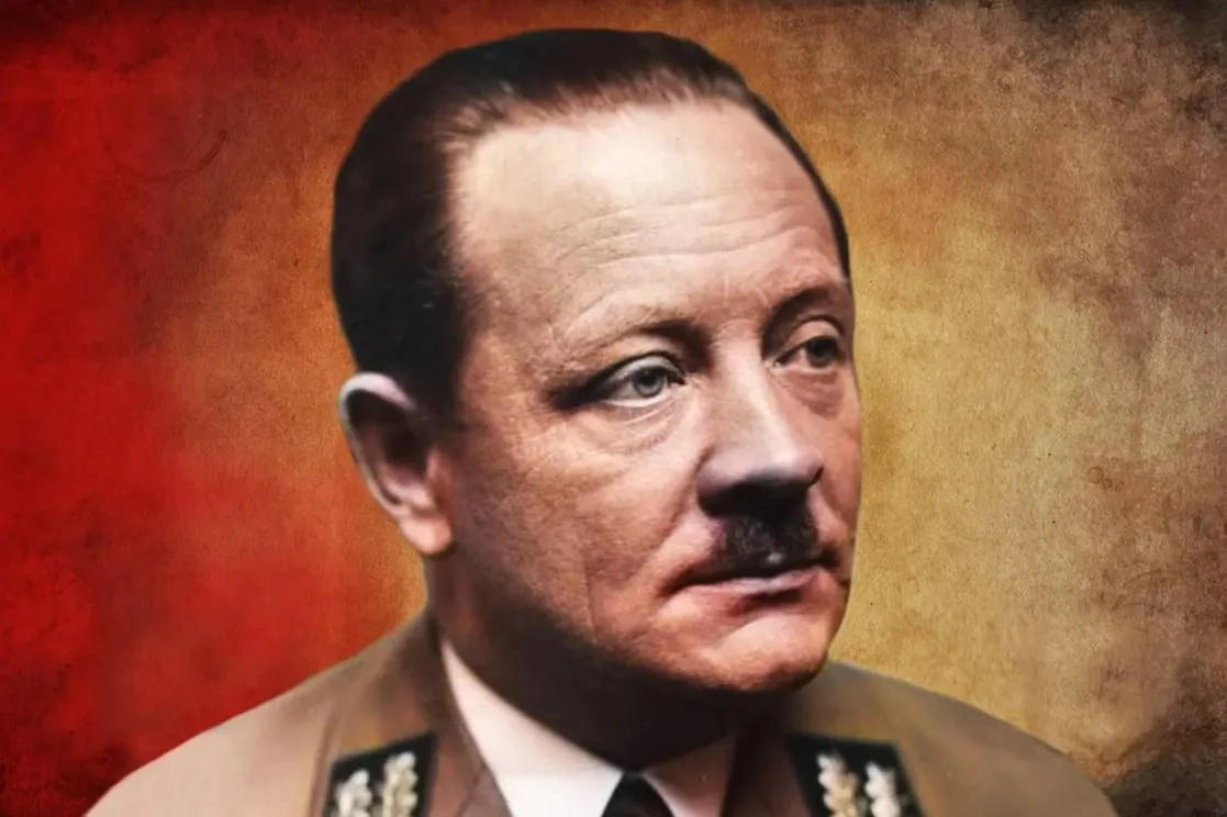 Эрих Кох был гауляйтером Украины во время оккупации. Обложка © Коллаж © Life.ru, фото © Wikipedia / Bundesarchiv Bild, © Freepik