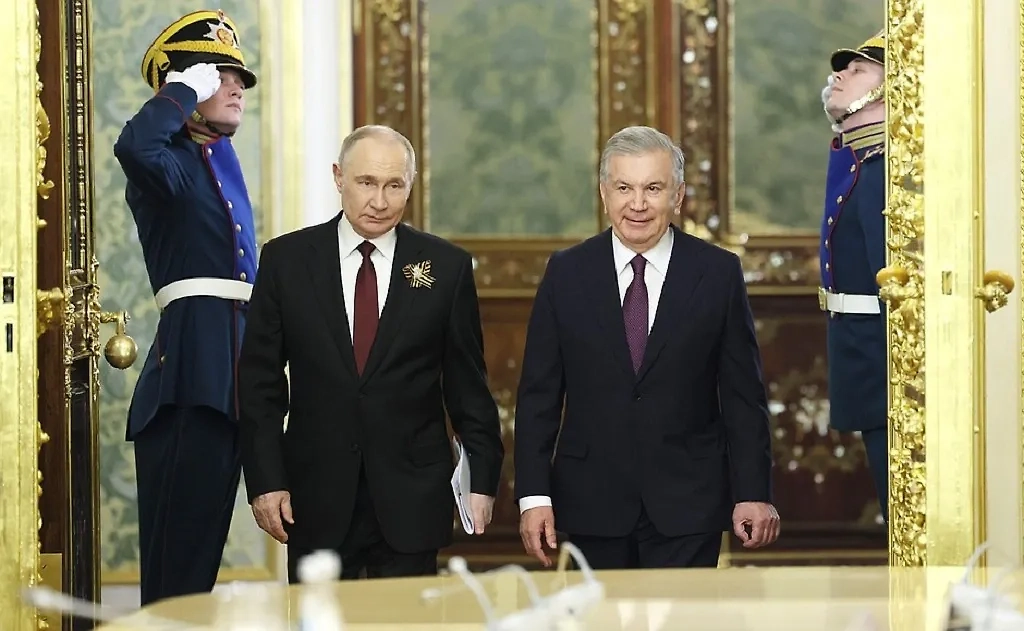 Владимир Путин и Шавкат Мирзиёев. Обложка © kremlin.ru