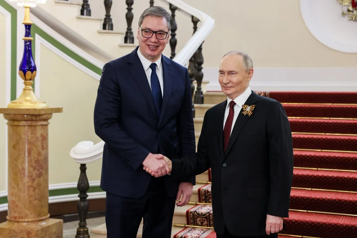 Александр Вучич и Владимир Путин. Фото © ТАСС / Михаил Метцель