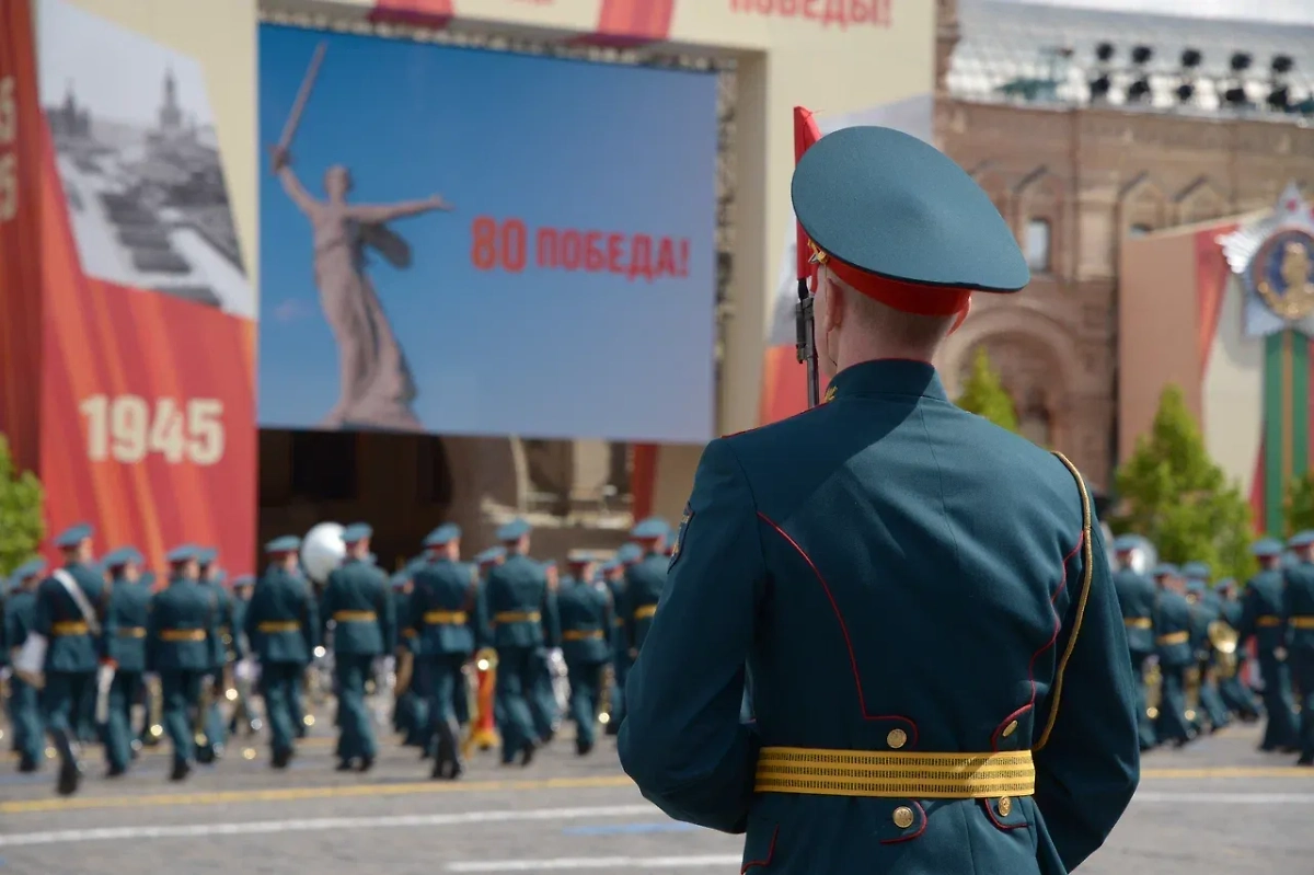 Парад Победы в Москве. Обложка © Life.ru