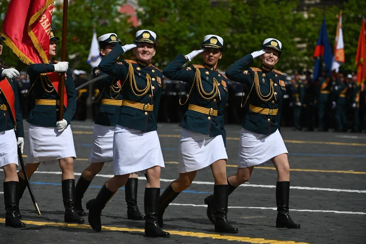 Парад Победы в Москве. Обложка © Life.ru