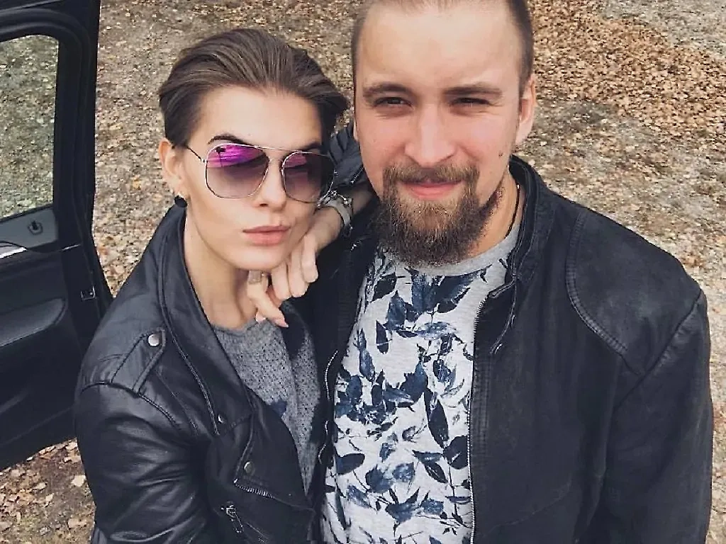 Екатерина и Артём Тимофеевы*. Обложка © VK / Катерина Гато