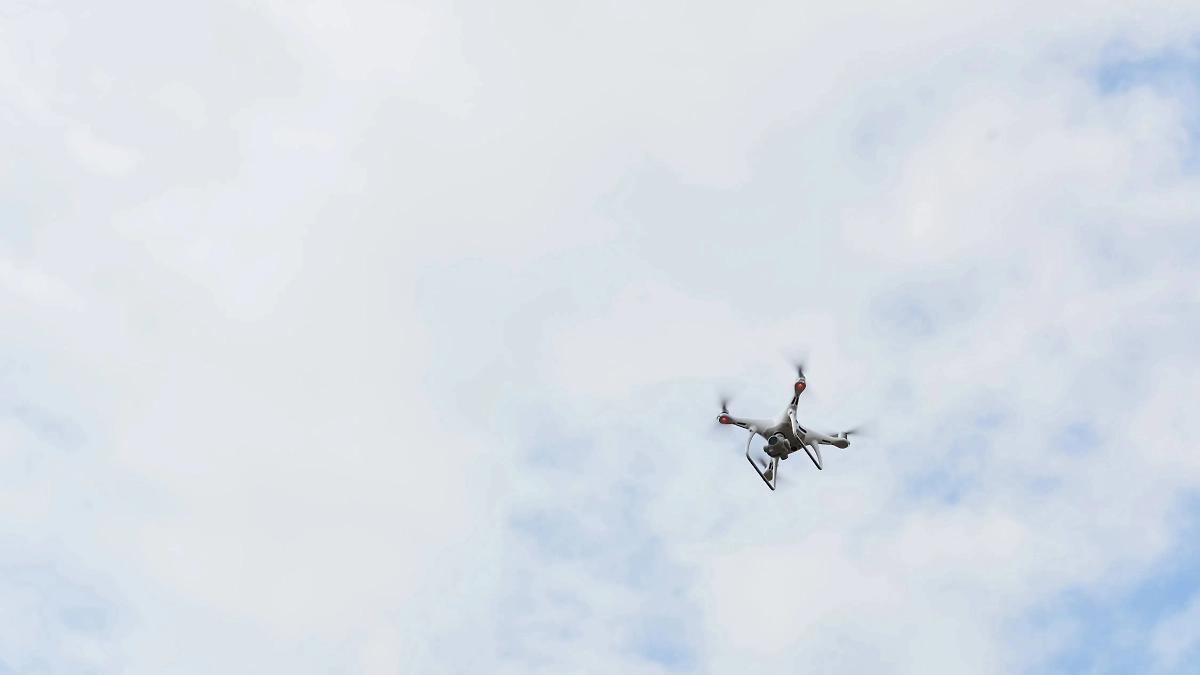 БПЛА. Обложка © Freepik / standret 