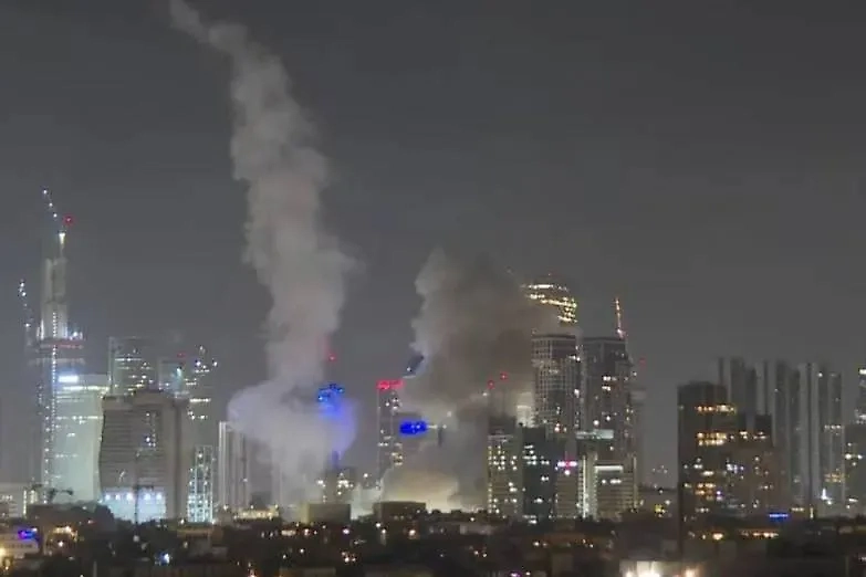 Обложка © X / Armchair Warlord