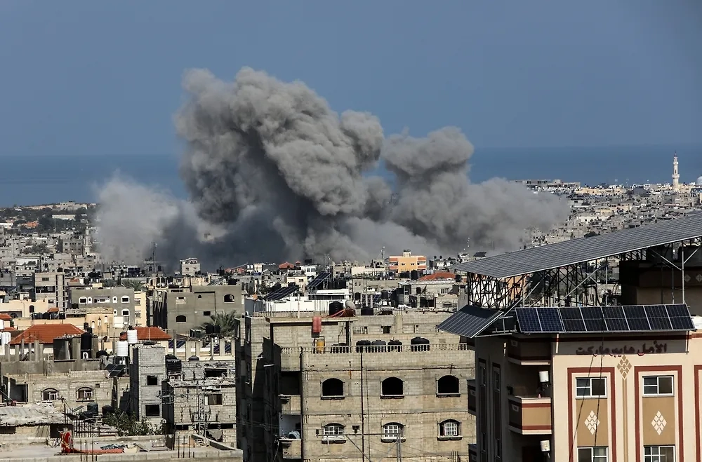 Обложка © Shutterstock / FOTODOM / Anas-Mohammed