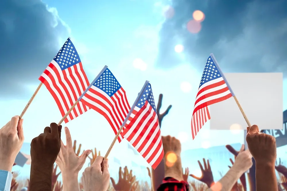 Обложка © Shutterstock / FOTODOM / TSViPhoto