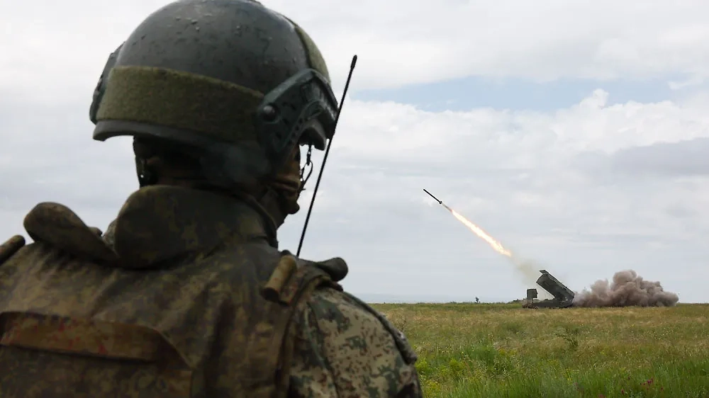 Армия России поражает позиции ВСУ на Покровском направлении. Обложка © ТАСС / Александр Щербак