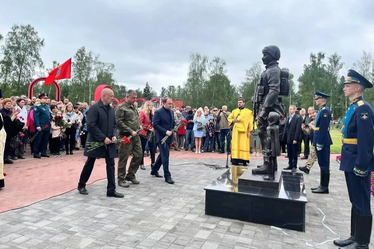 Открытие памятника «Во имя жизни» в Ярославле. Обложка © Правительство Ярославской области