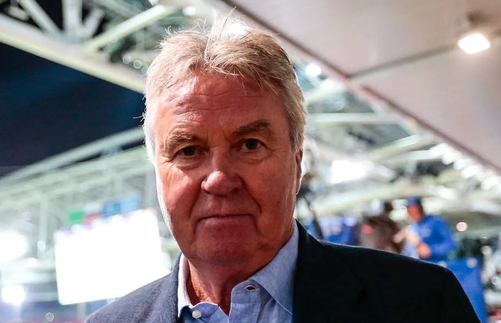 Гус Хиддинк. Обложка © ТАСС / Денис Тырин